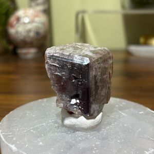 Chocolate calcite single cube